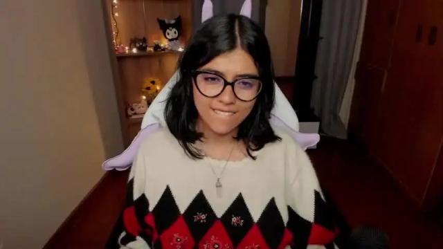 Image 12 of valerie__sky Stream on Chaturbate on 16 months ago