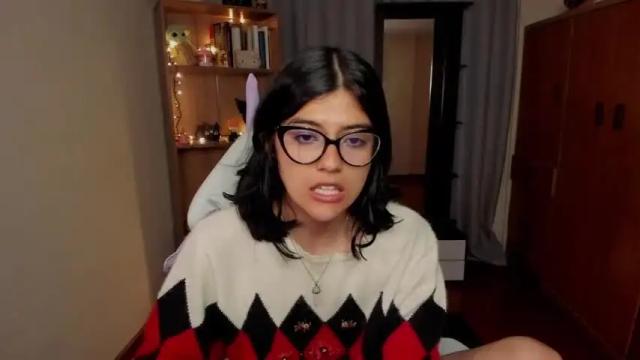 Image 2 of valerie__sky Stream on Chaturbate on 16 months ago