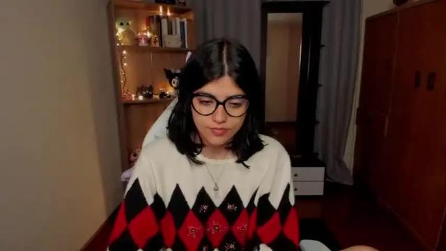 Image 6 of valerie__sky Stream on Chaturbate on 16 months ago