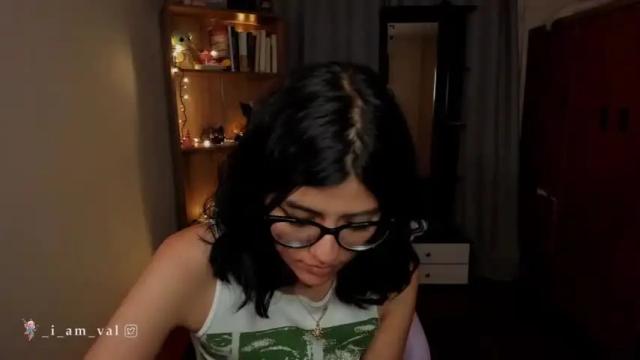 Image 11 of valerie__sky Stream on Chaturbate on 16 months ago
