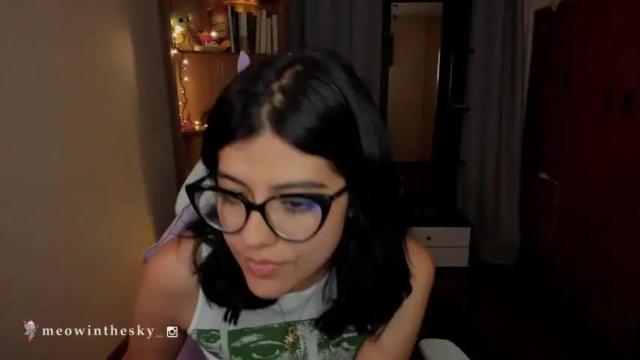 Image 7 of valerie__sky Stream on Chaturbate on 16 months ago