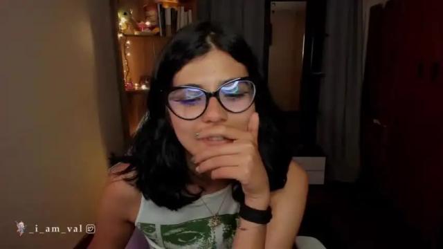 Image 8 of valerie__sky Stream on Chaturbate on 16 months ago