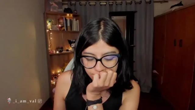 Image 10 of valerie__sky Stream on Chaturbate on 17 months ago