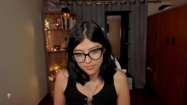 Image 11 of valerie__sky Stream on Chaturbate on 17 months ago