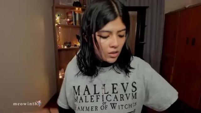 Image 3 of valerie__sky Stream on Chaturbate on 16 months ago