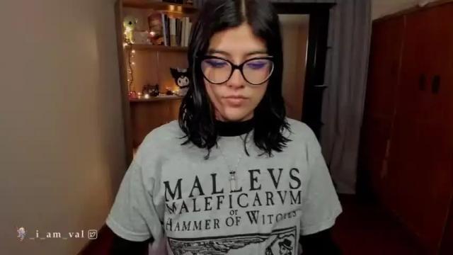 Image 4 of valerie__sky Stream on Chaturbate on 16 months ago
