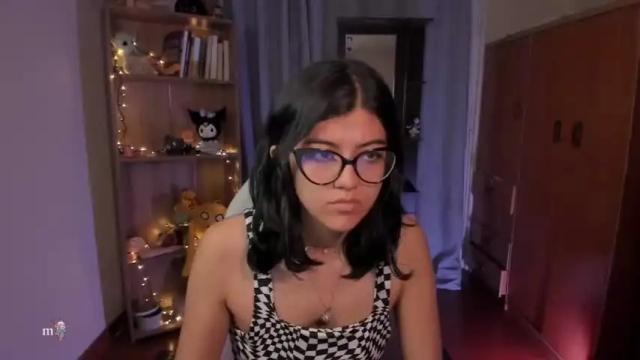 Image 10 of valerie__sky Stream on Chaturbate on 15 months ago