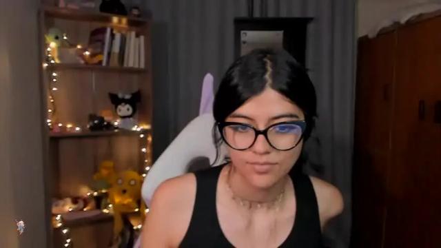 Image 3 of valerie__sky Stream on Chaturbate on 14 months ago