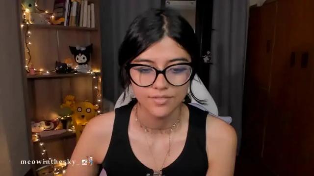 Image 6 of valerie__sky Stream on Chaturbate on 14 months ago
