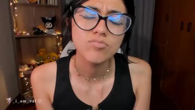 Image 7 of valerie__sky Stream on Chaturbate on 14 months ago