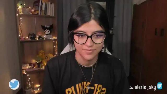 Image 6 of valerie__sky Stream on Chaturbate on 14 months ago