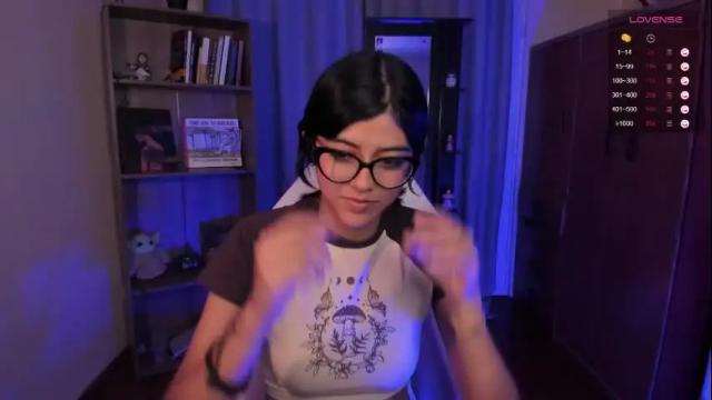Image 11 of valerie__sky Stream on Chaturbate on 13 months ago