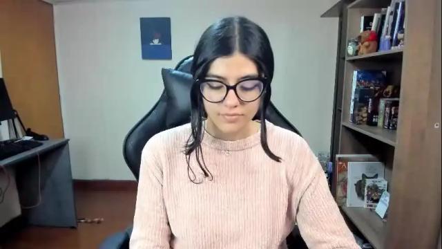 Image 2 of valerie__sky Stream on Chaturbate on 1 month ago
