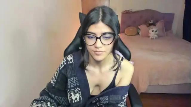 Image 12 of valerie__sky Stream on Chaturbate on 1 month ago