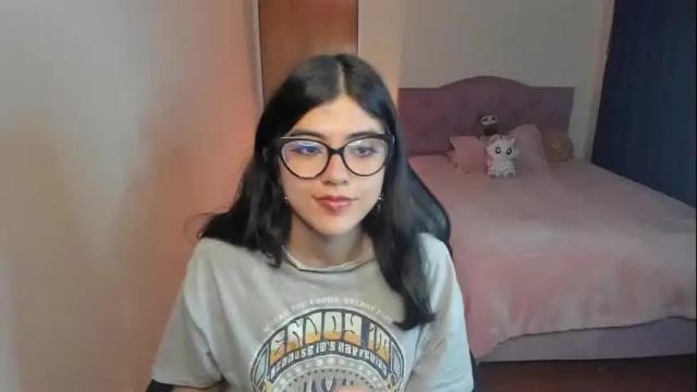 Image 3 of valerie__sky Stream on Chaturbate on 1 month ago