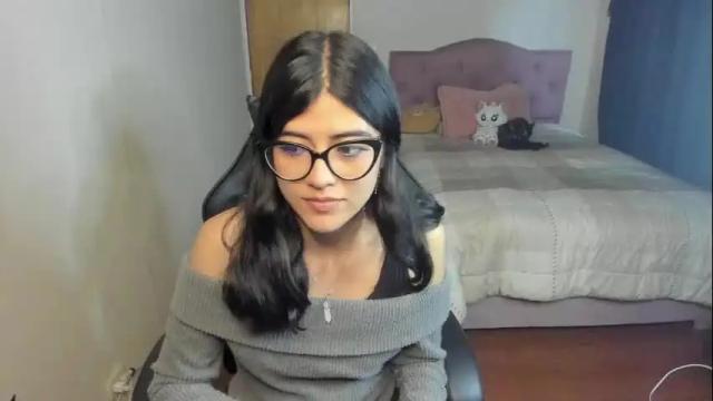 Image 10 of valerie__sky Stream on Chaturbate on 19 days ago