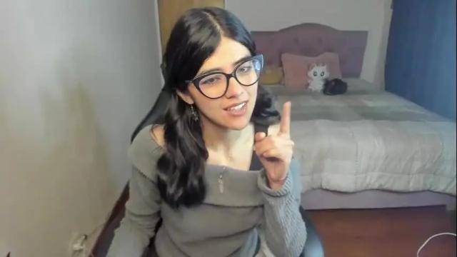 Image 4 of valerie__sky Stream on Chaturbate on 19 days ago