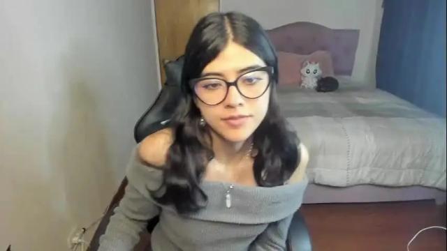 Image 7 of valerie__sky Stream on Chaturbate on 19 days ago