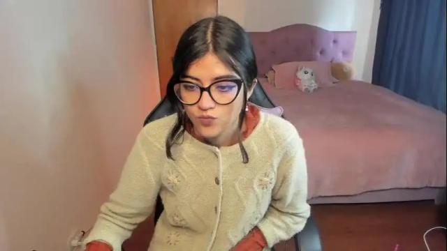 Image 8 of valerie__sky Stream on Chaturbate on 16 days ago