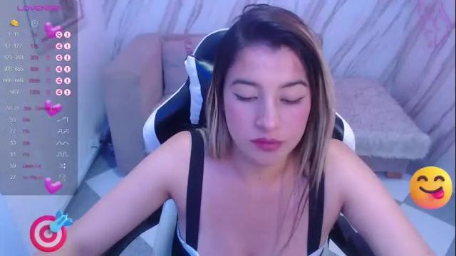 Image 7 of valerie_b Stream on Chaturbate on 2 months ago