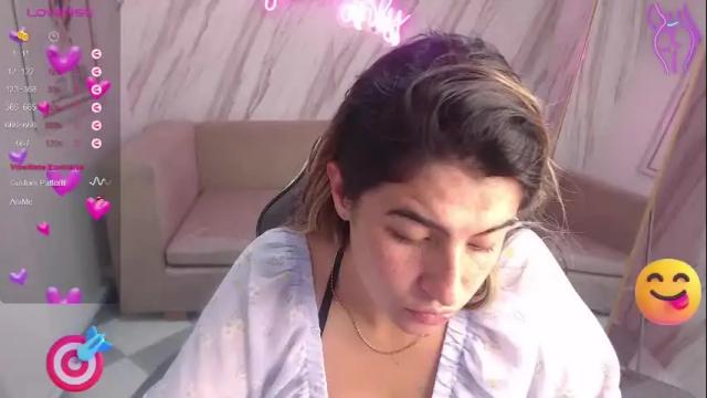 Image 8 of valerie_b Stream on Chaturbate on 12 days ago
