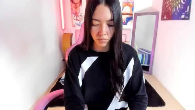 Image 7 of valerie_fox18 Stream on Chaturbate on 1 month ago