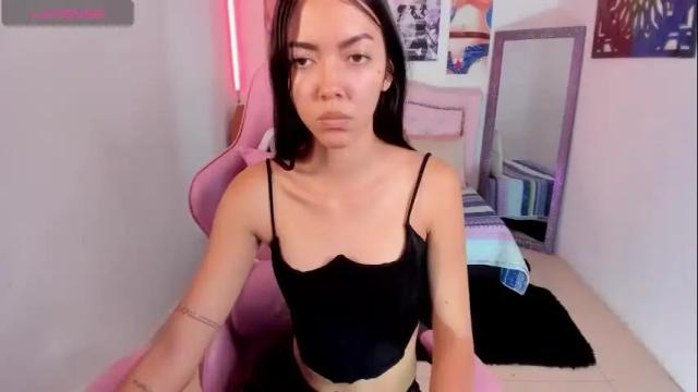 Image 2 of valerie_fox18 Stream on Chaturbate on 22 days ago