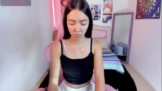 Image 3 of valerie_fox18 Stream on Chaturbate on 15 days ago