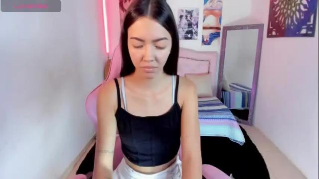 Image 4 of valerie_fox18 Stream on Chaturbate on 15 days ago