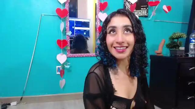 Image 8 of valerie_mase Stream on Chaturbate on 26 days ago