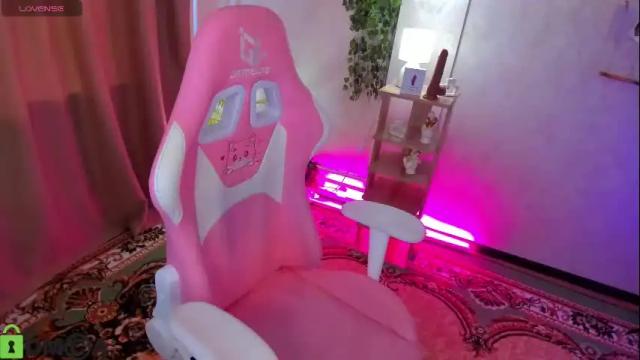 Image 3 of valerie_woods Stream on Chaturbate on 4 months ago