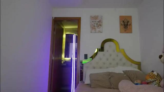 Thumbnail 3, valeriecollinss_'s Stream at Chaturbate, 1 month ago
