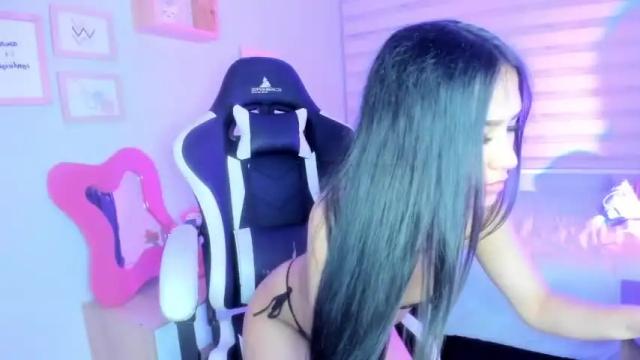 Image 8 of valeriee0 Stream on Chaturbate on 14 months ago