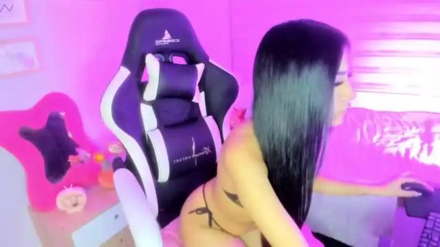 Image 6 of valeriee0 Stream on Chaturbate on 14 months ago