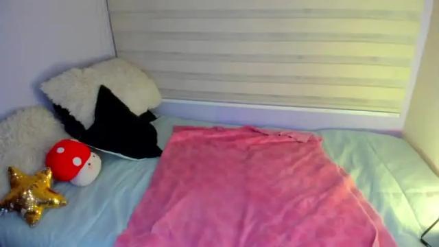 Image 4 of valeriee0 Stream on Chaturbate on 13 months ago