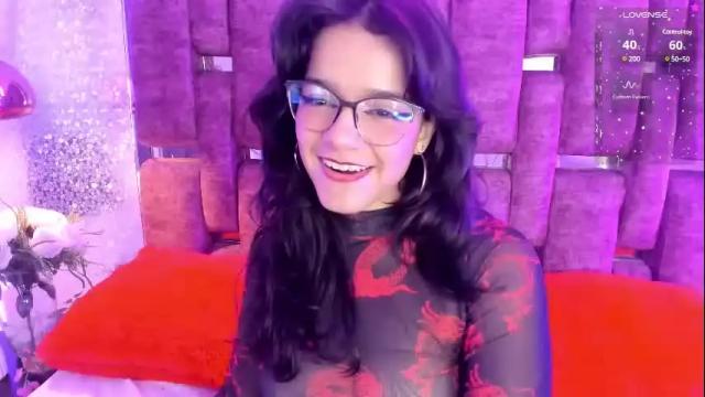 Image 12 of valeriekay_ Stream on Chaturbate on 1 month ago