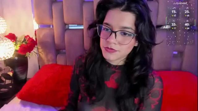 Image 8 of valeriekay_ Stream on Chaturbate on 1 month ago