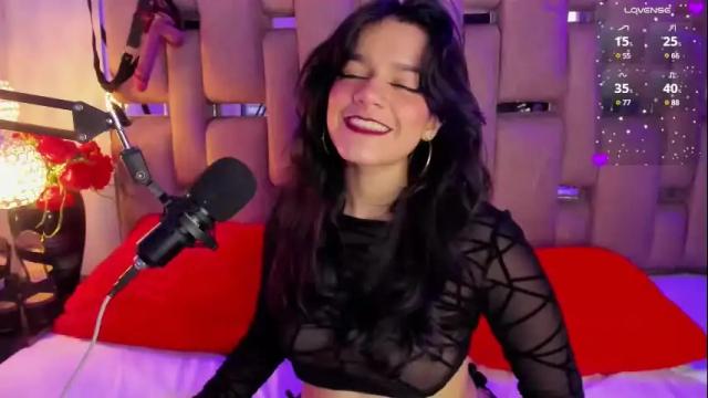 Image 3 of valeriekay_ Stream on Chaturbate on 1 month ago