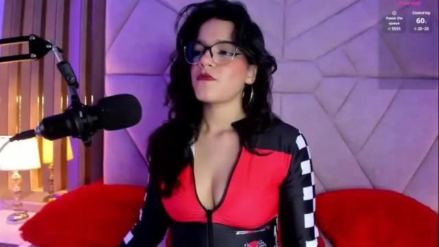 Image 6 of valeriekay_ Stream on Chaturbate on 14 days ago