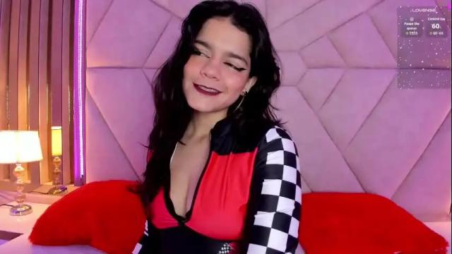 Image 4 of valeriekay_ Stream on Chaturbate on 2 months ago