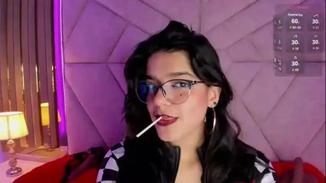 Image 4 of valeriekay_ Stream on Chaturbate on 2 months ago