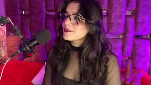Image 2 of valeriekay_ Stream on Chaturbate on 1 month ago