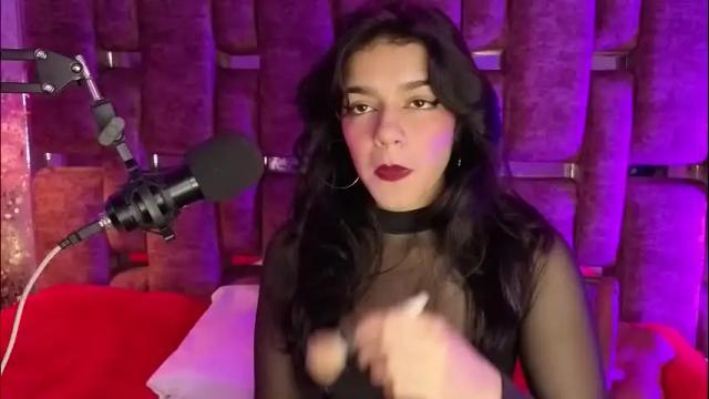 Image 6 of valeriekay_ Stream on Chaturbate on 1 month ago