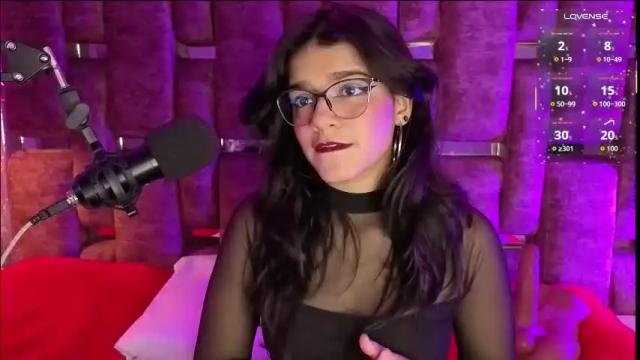 Image 8 of valeriekay_ Stream on Chaturbate on 1 month ago