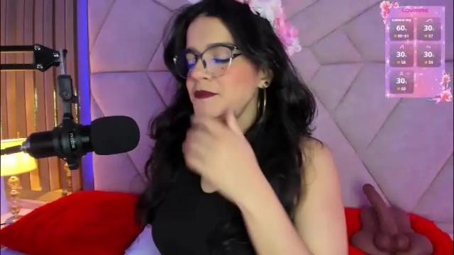 Image 8 of valeriekay_ Stream on Chaturbate on 1 month ago