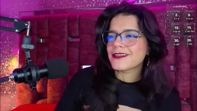 Image 6 of valeriekay_ Stream on Chaturbate on 1 month ago