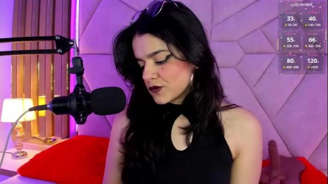 Image 2 of valeriekay_ Stream on Chaturbate on 1 month ago