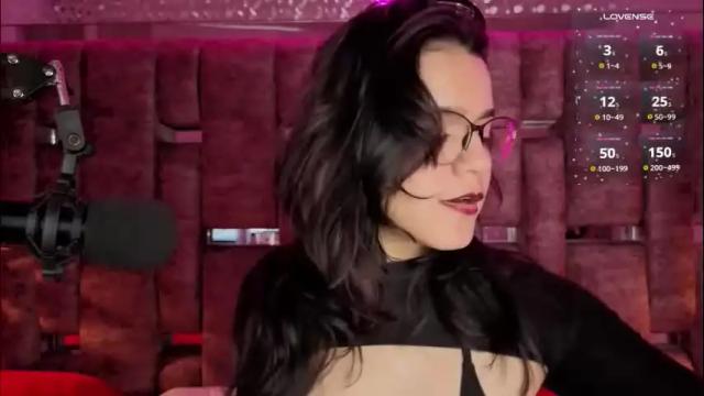 Image 11 of valeriekay_ Stream on Chaturbate on 29 days ago