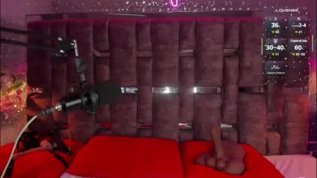 Image 10 of valeriekay_ Stream on Chaturbate on 24 days ago