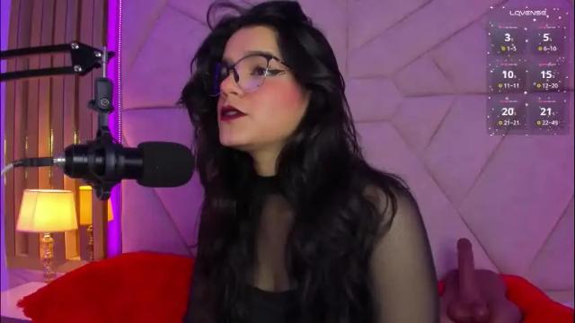 Image 7 of valeriekay_ Stream on Chaturbate on 22 days ago